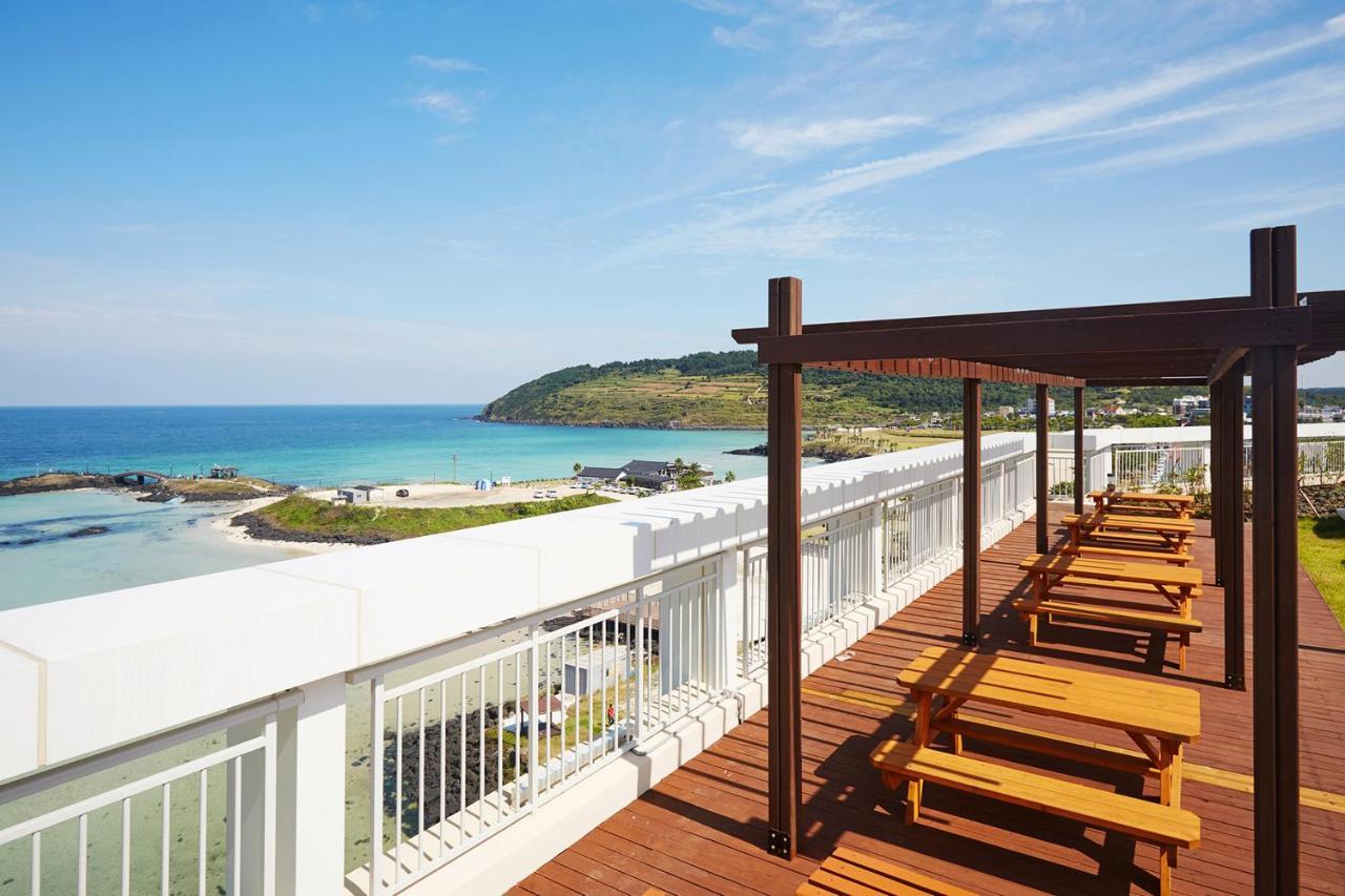 Saint Beach Hotel Чеджу Екстериор снимка