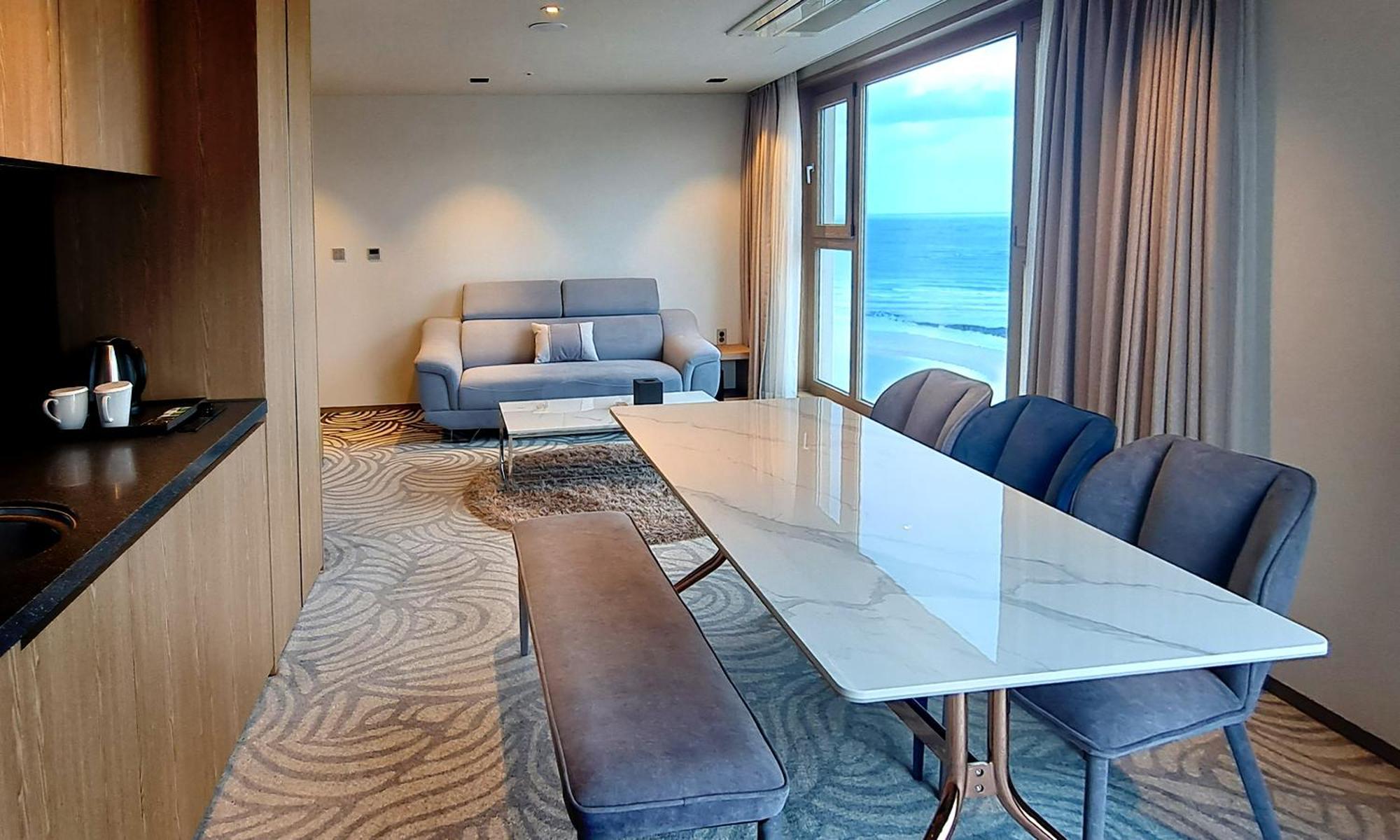 Saint Beach Hotel Чеджу Екстериор снимка