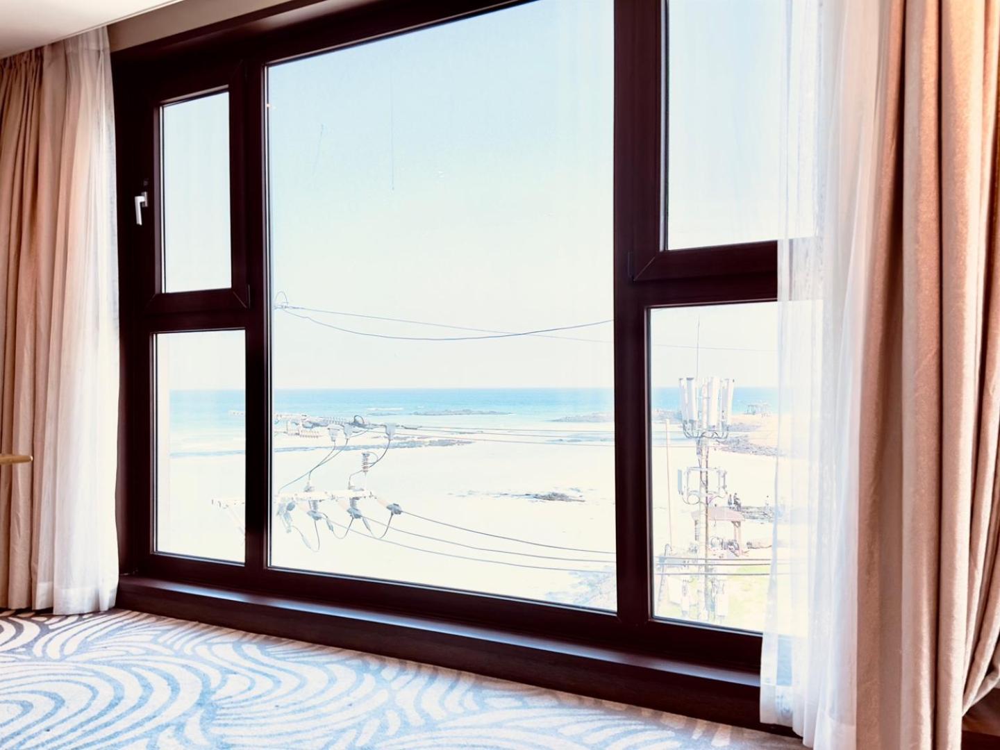 Saint Beach Hotel Чеджу Екстериор снимка
