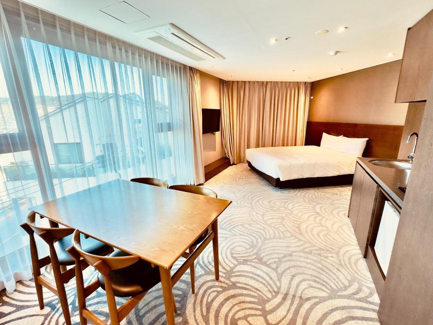 Saint Beach Hotel Чеджу Екстериор снимка