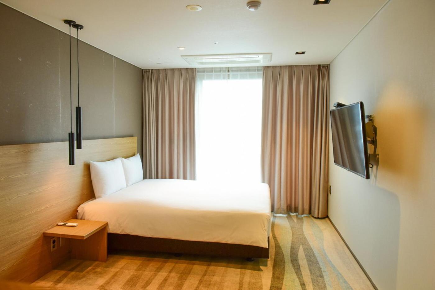 Saint Beach Hotel Чеджу Екстериор снимка