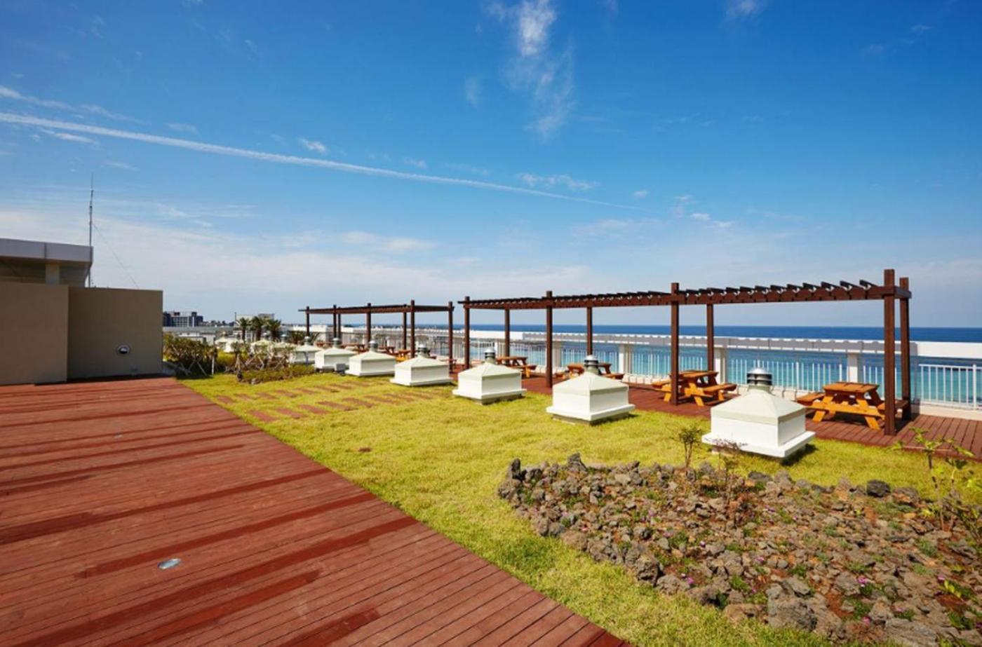 Saint Beach Hotel Чеджу Екстериор снимка